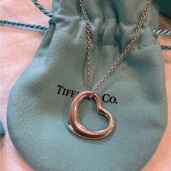 Tiffany & Co. Elsa Peretti Sterling Silver Open Heart Pendant Necklace 22mm - Picture 4 of 8